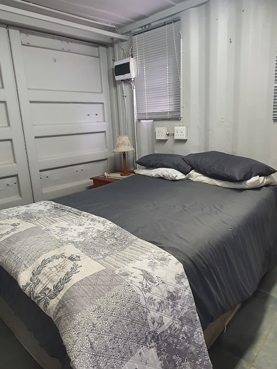 5 Bedroom Property for Sale in Douglas Northern Cape